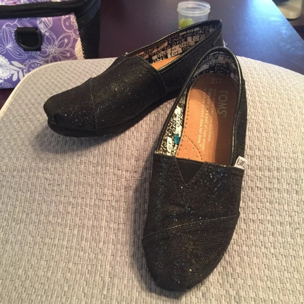 Kids size 12 Glitter Toms